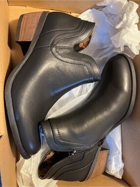 b.o.c. Black Ankle Booties with Stacked Heel
